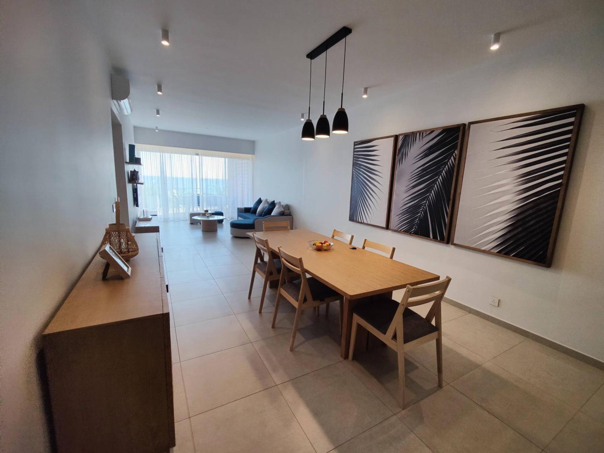 פוינט או פימנטס Ocean Point Beach Front Apartment מראה חיצוני תמונה