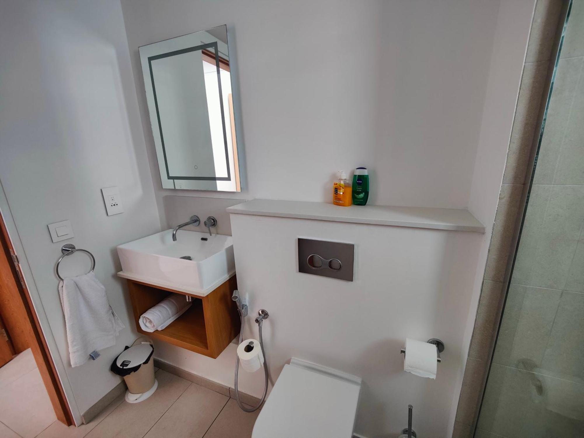 פוינט או פימנטס Ocean Point Beach Front Apartment מראה חיצוני תמונה